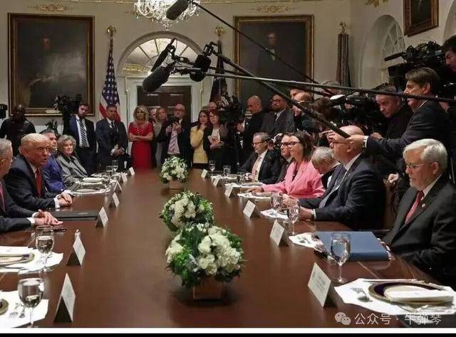 皇冠信用盘代理注册
_他被特朗普当众羞辱皇冠信用盘代理注册
，全场都在哄笑