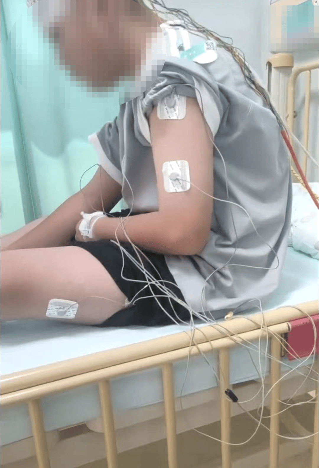 皇冠皇冠信用网平台
_此地多名小学生出现头晕、呕吐等症状皇冠皇冠信用网平台
，病情反复一月有余，病因未明