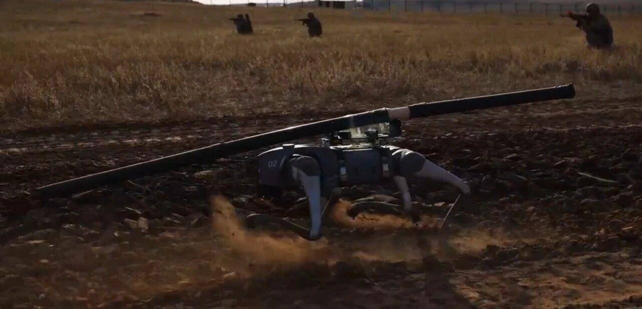 欧冠足球比分
_大场面！机器狗、无人机开路欧冠足球比分
，实兵对抗演练画面公布