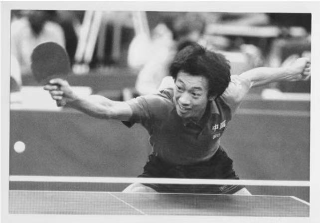 皇冠信用盘账号注册
_乒乓球前世界冠军滕义受贿逾亿元获刑十四年：利用人脉关系谋不当利益