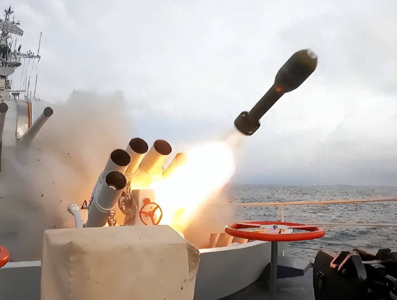 皇冠信用网怎么申请
_日本根本不买特朗普账！局势紧张之际皇冠信用网怎么申请
，高市早苗送中国两句话，台湾专家：日军可能被全歼