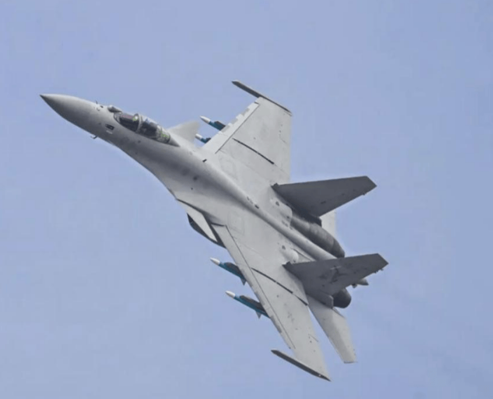 哥伦比亚足球
_日本丢脸丢大了哥伦比亚足球
，F15战机挑衅辽宁舰，还没看见歼15T，就被雷达锁定！