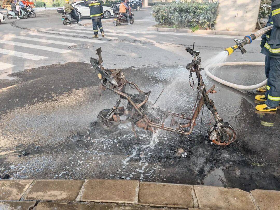 皇冠体育App下载
_集中曝光皇冠体育App下载
！郑州市2025年11月共发生13起电动自行车火灾！