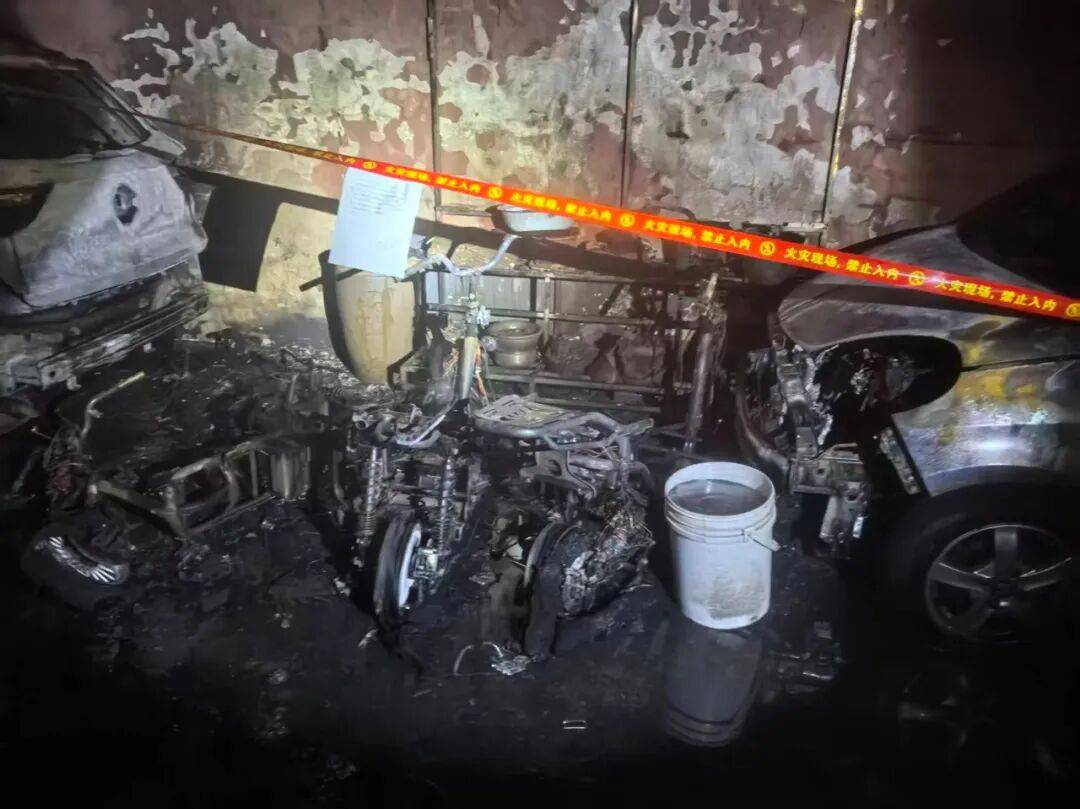 皇冠体育App下载
_集中曝光皇冠体育App下载
！郑州市2025年11月共发生13起电动自行车火灾！