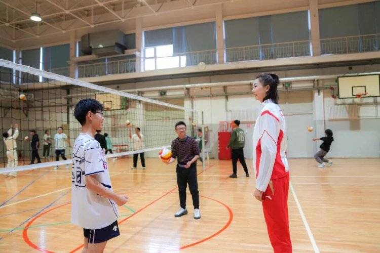 皇冠信用网怎么开账号_奥运冠军、前中国女排队长袁心玥皇冠信用网怎么开账号，入职南开大学