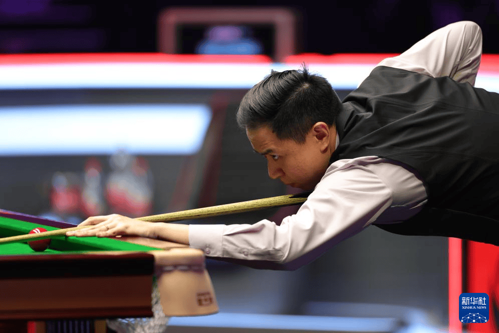 皇冠ag hga039
_斯诺克大师赛-肖国栋吴宜泽晋级八强 四分之一决赛相遇