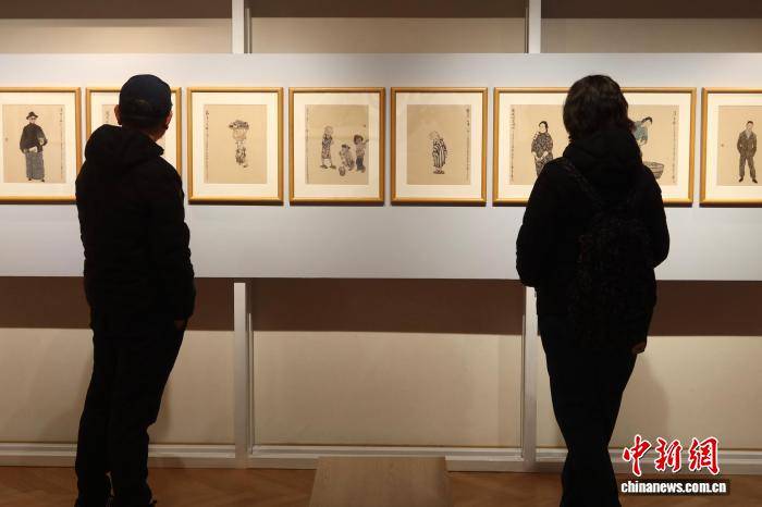 皇冠登3代理出租_中国国画家戴敦邦200余幅连环画原稿亮相杭州