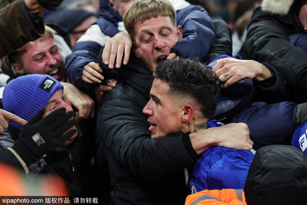 如何代理皇冠信用_哈兰德破纪录!25岁6个月成为欧战打进60球最年轻球员如何代理皇冠信用,背后的训练故事值得关注!