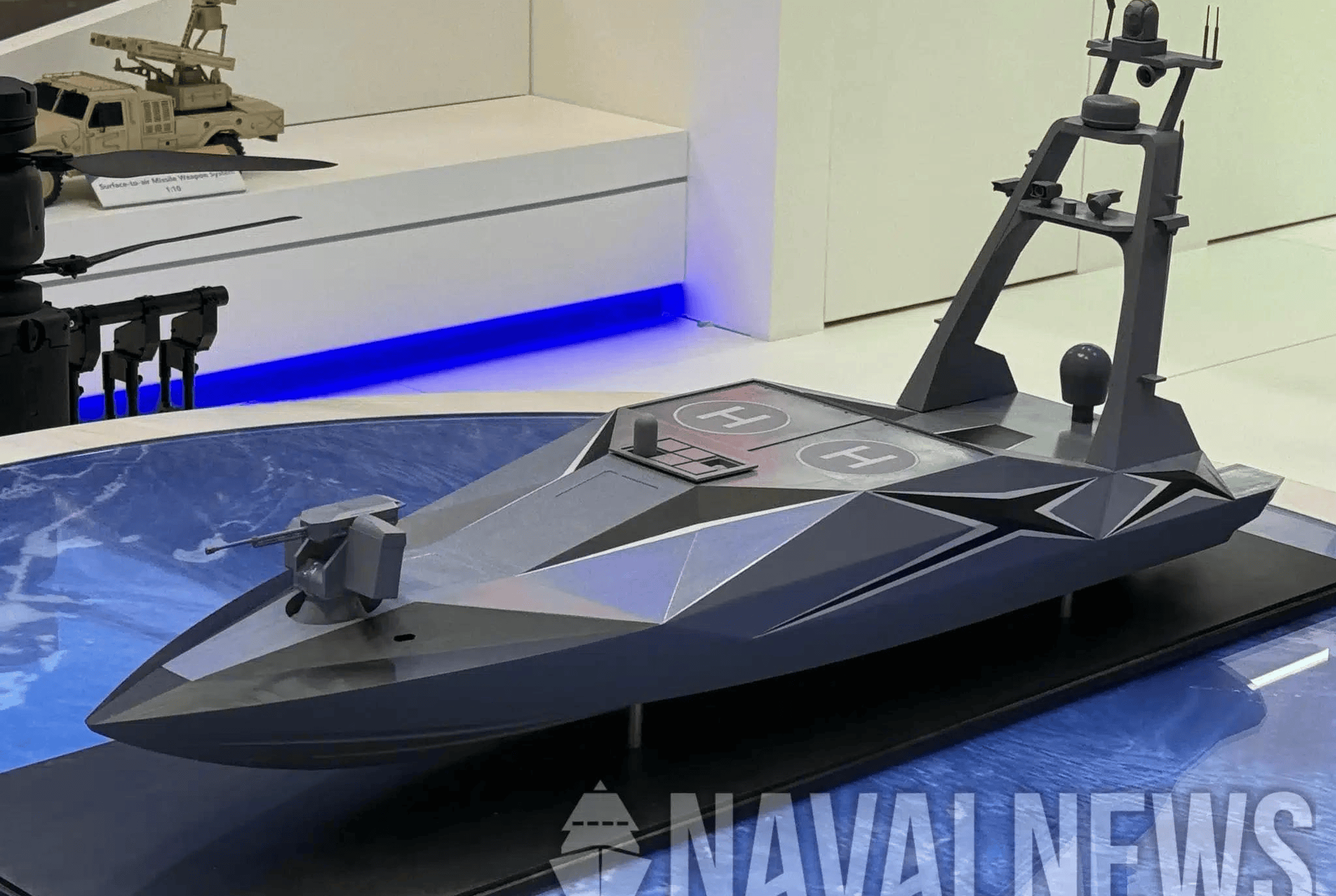 皇冠信用网登2_中国“微型小航母”亮相皇冠信用网登2，乌克兰媒发现不对劲：在做全面战争准备