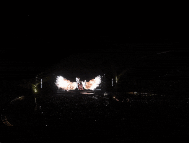 皇冠信用网登3代理_“眼睛一直在进水、话筒被淋坏”皇冠信用网登3代理，邓紫棋深圳演唱会暴雨突袭，网友：全身湿透！工作室深夜发文