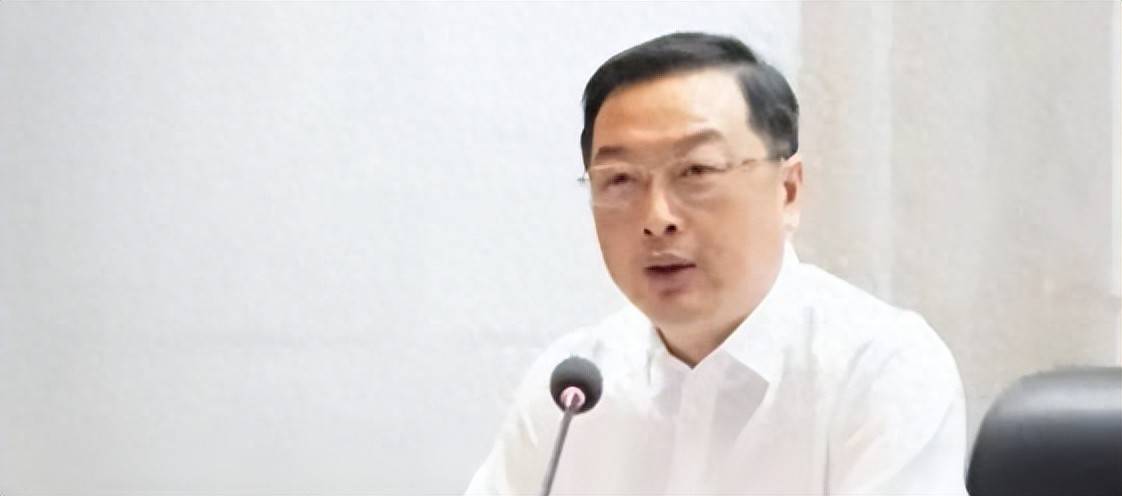 世界杯真钱开户
_江苏省委第一巡视组原组长孙虎世界杯真钱开户
,任江苏省新闻出版局(省版权局)局长、省电影局局长(兼)