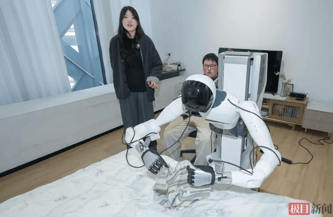 世界杯足球开户 _浙江00后女生一口气租30套房世界杯足球开户 ，每套只住一周，中介怀疑她是骗子，真相让人意外：带50多人教机器人做家务、练技能